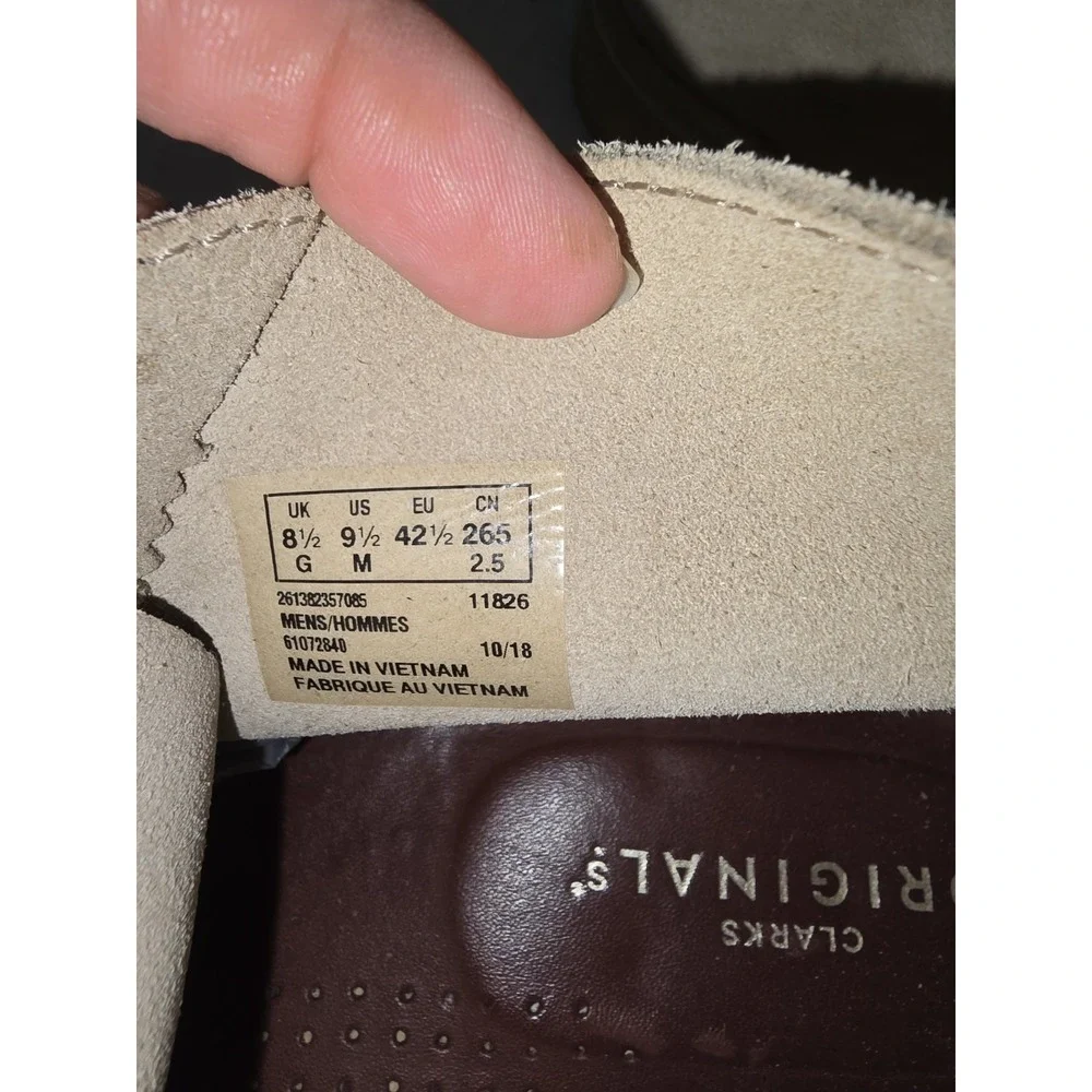 Clarks Originals Charles F Stead Chukka Ankle Boots Mens Sz US 9.5 Suede Beige